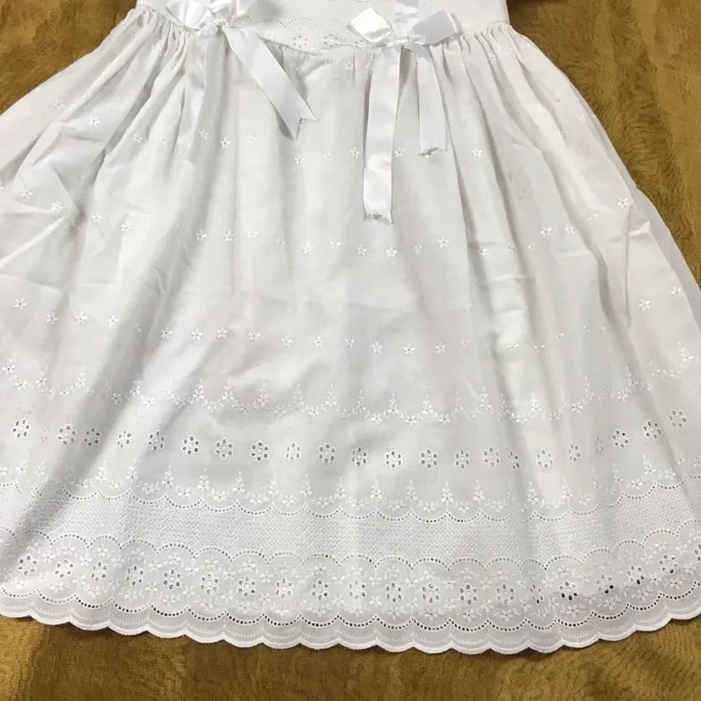 VINTAGE MADE WITH LOVE BY NANA WHITE GIRL DRESS SIZE 6/8 Approximate No Tag